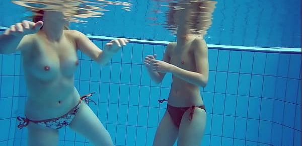  Czech and Balkan babe Marusia and Melisa Darkova underwater